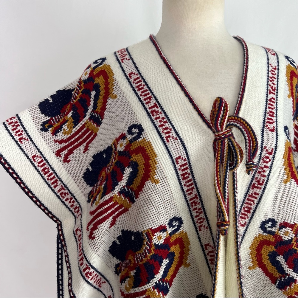 Vintage 70s Circa Cuauhtemoc Aztec Tribal Knit Fringe Poncho Shawl One Size - Picture 3 of 6